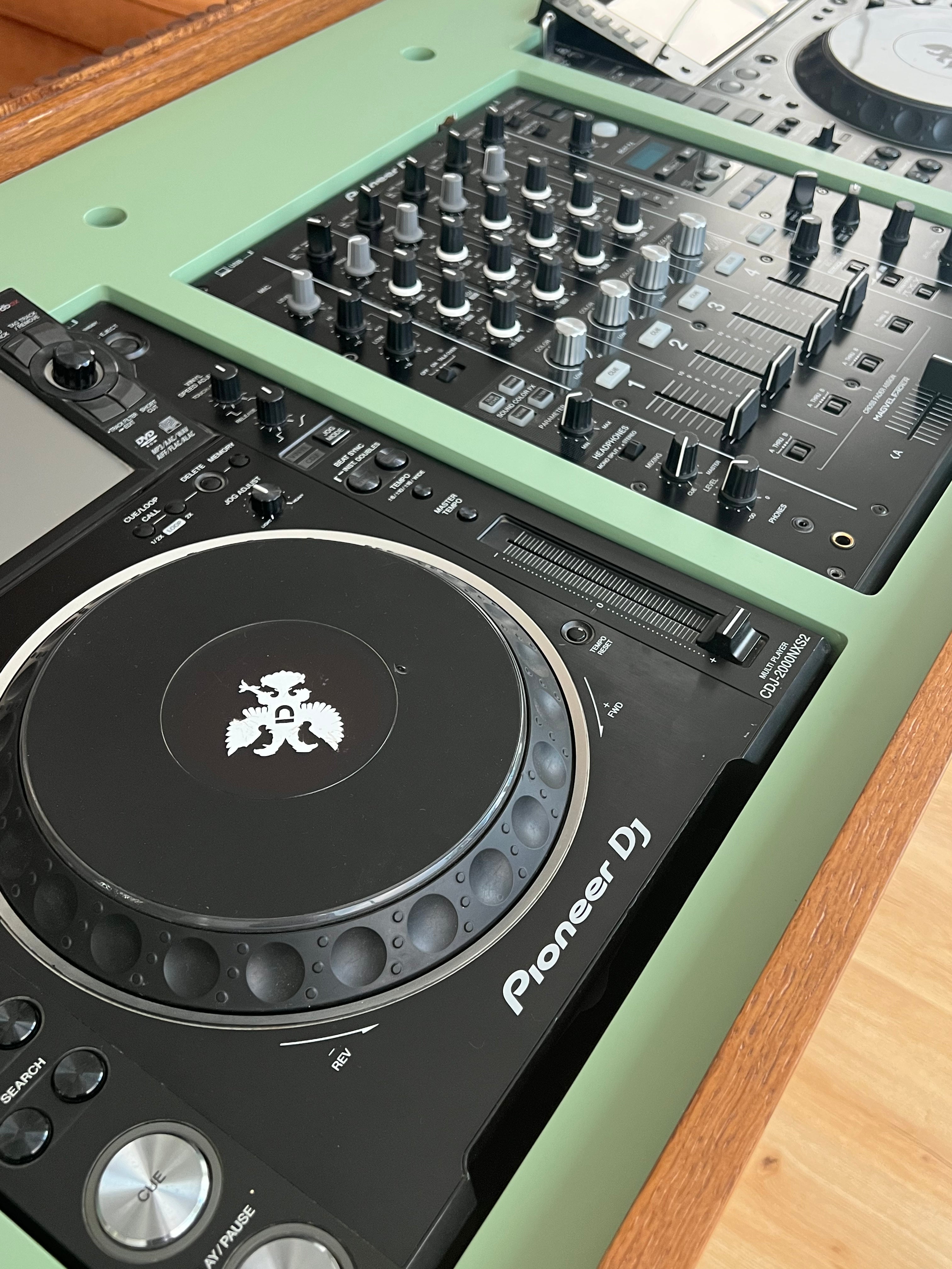 Pioneer DJ controller